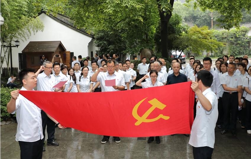 1529886497179813zgFq.jpg 4.jpg